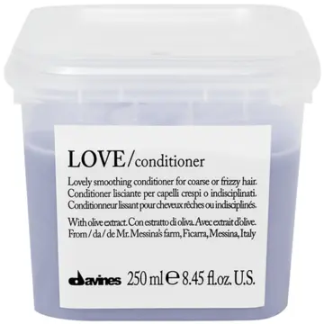 Dầu Xả Davines Love Smoothing Làm Suôn Mượt, Cung Cấp Độ Ẩm Sâu Cho Mái Tóc Thẳng Mượt
